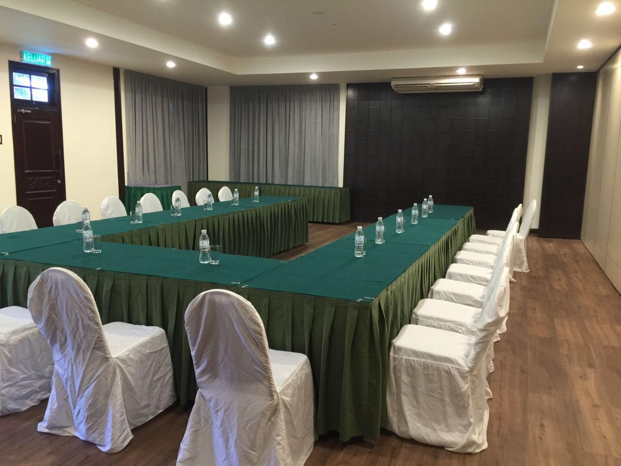 Mutiara Taman Negara Hotel Куала Тахан Екстериор снимка