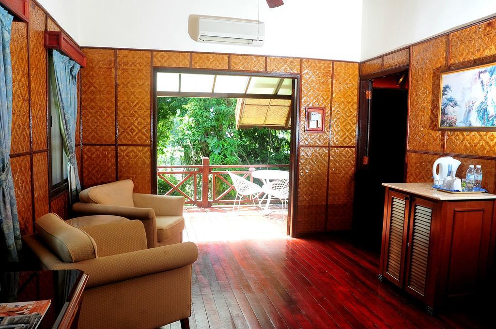 Mutiara Taman Negara Hotel Куала Тахан Екстериор снимка